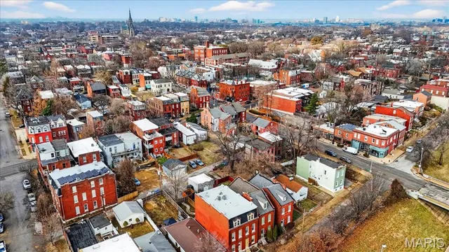 $1,995 | 2919 South 18th Street, St. Louis, MO 63118