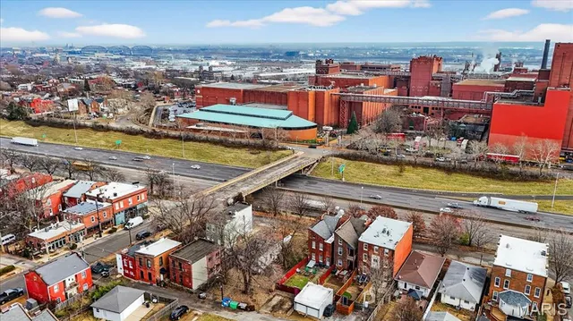 $1,995 | 2919 South 18th Street, St. Louis, MO 63118