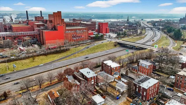 $1,995 | 2919 South 18th Street, St. Louis, MO 63118