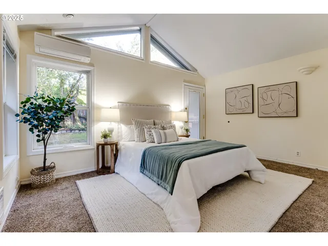 $595,000 | 2140 Monroe Street, Eugene, OR 97405