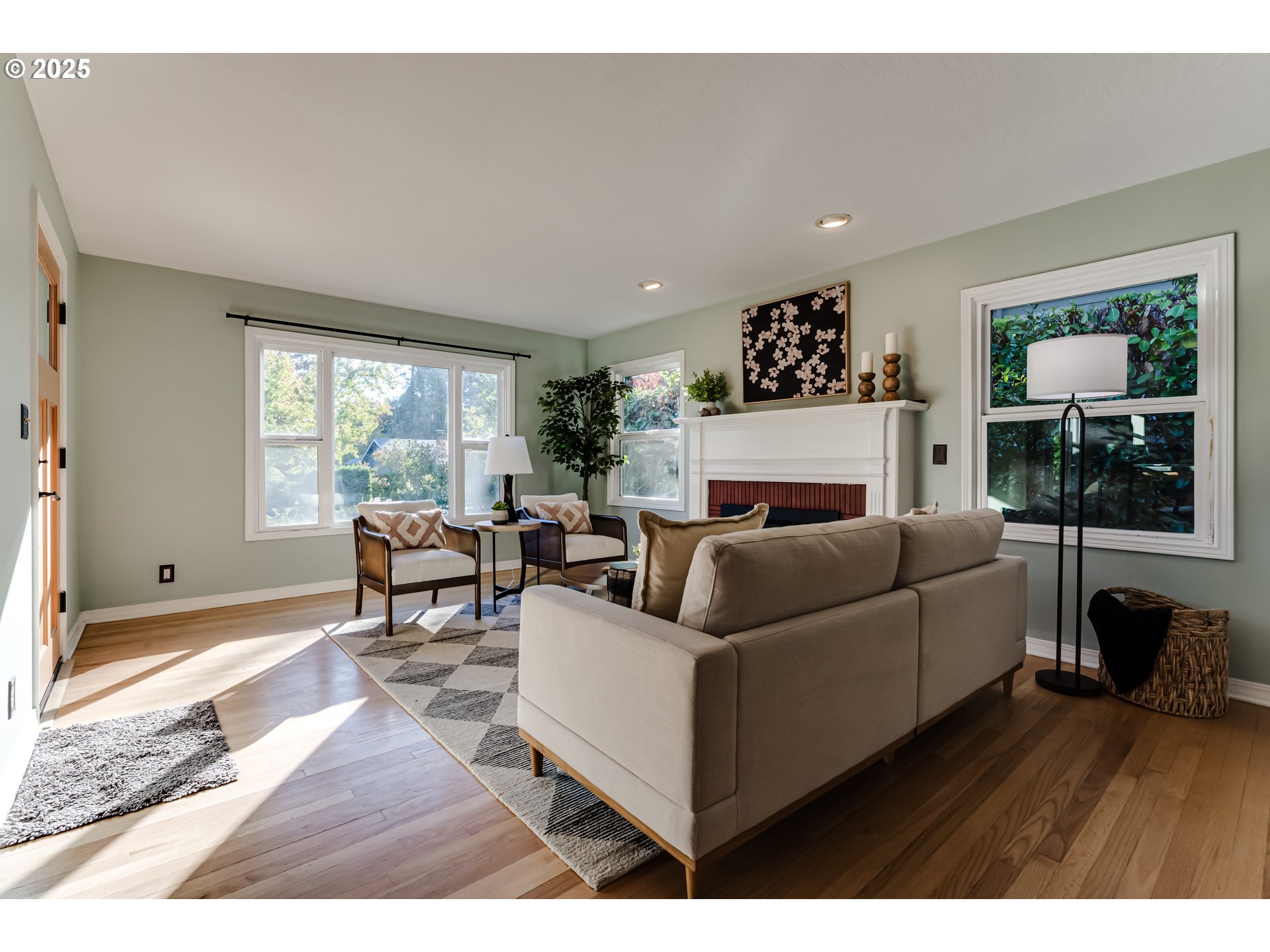 2140 Monroe Street Eugene, OR 97405 - Photo 7 of 35 a living room with furniture and a flat screen tv