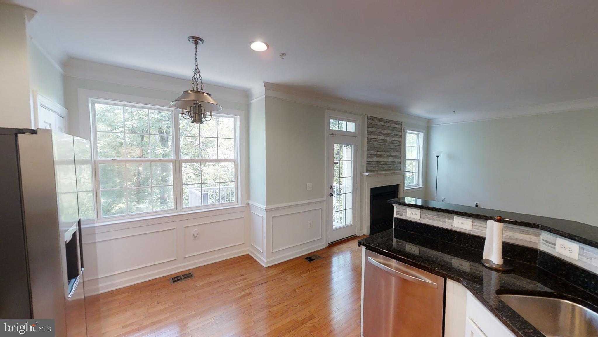 13554 Davinci Lane Herndon, VA 20171 - Photo 4 of 15 Breakfast Nook