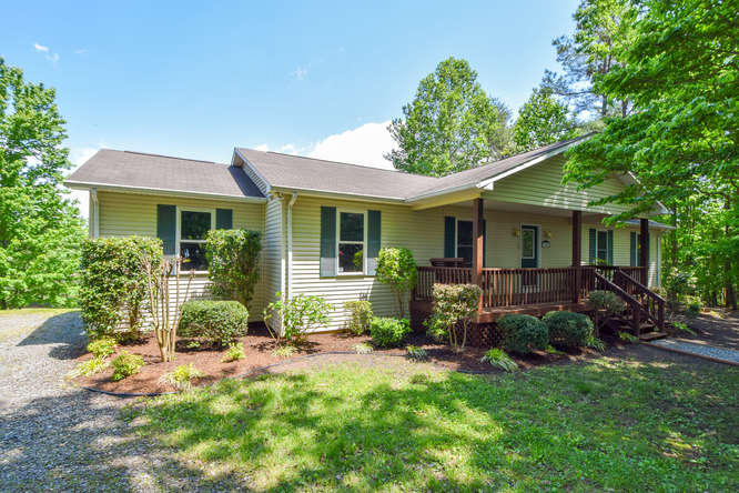 1080 Hunters Spur Road Moneta, VA 24121 - Photo 2 of 33 Front Exterior