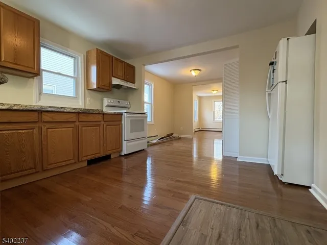 $2,400 | 131 Main Street, Stanhope, NJ 07874