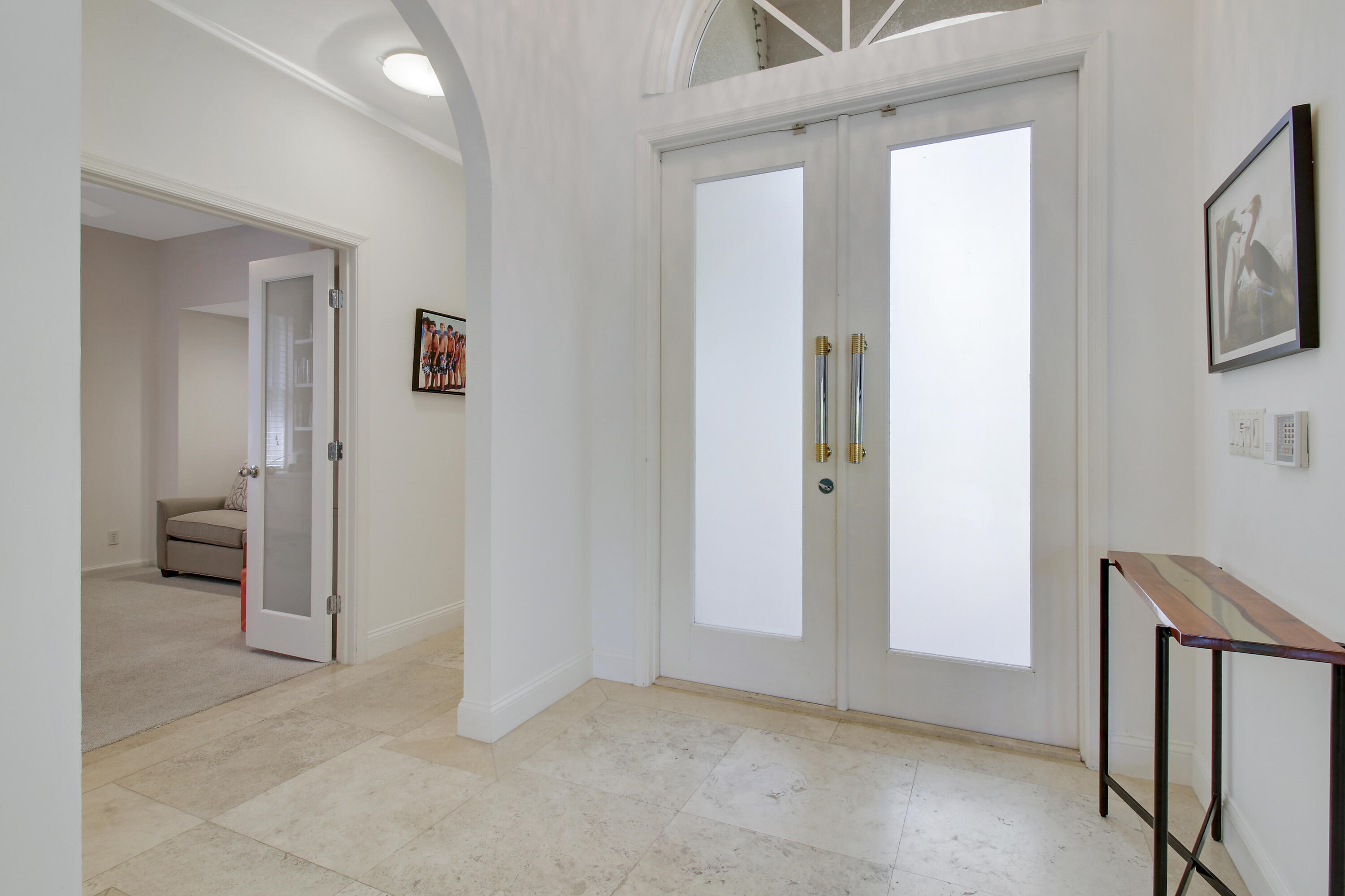 7750 La Corniche Circle Boca Raton, FL 33433 - Photo 5 of 44 Foyer