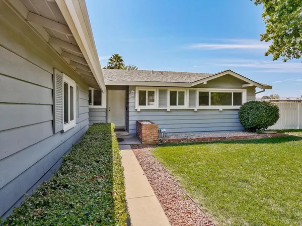 $514,000 | 5851 Shenandoah Drive, Sacramento, CA 95841