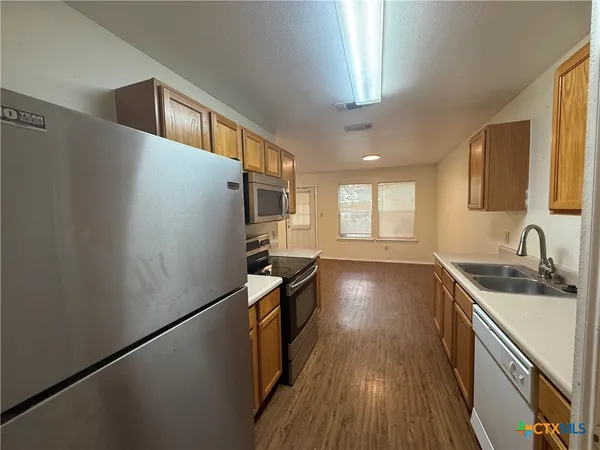 $2,000 | 1000 Sagewood Trail, Unit 1002, San Marcos, TX 78666