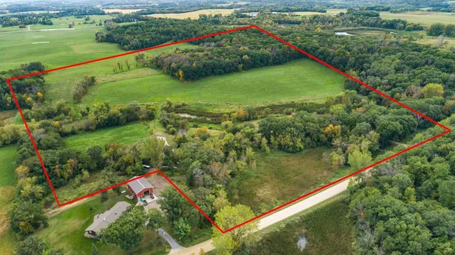 $840,000 | 3920 57th Street West, Webster, MN 55088