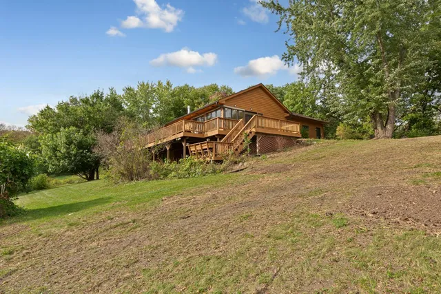 $840,000 | 3920 57th Street West, Webster, MN 55088