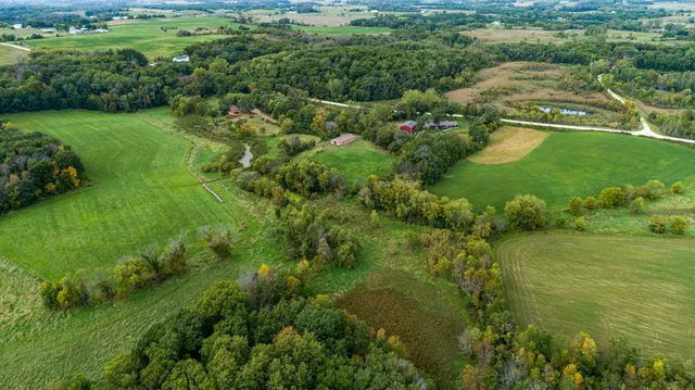 $840,000 | 3920 57th Street West, Webster, MN 55088