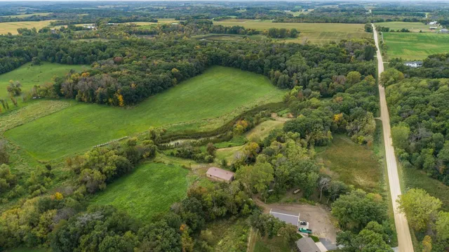 $840,000 | 3920 57th Street West, Webster, MN 55088