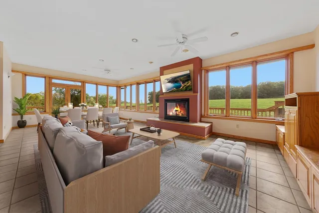 $840,000 | 3920 57th Street West, Webster, MN 55088