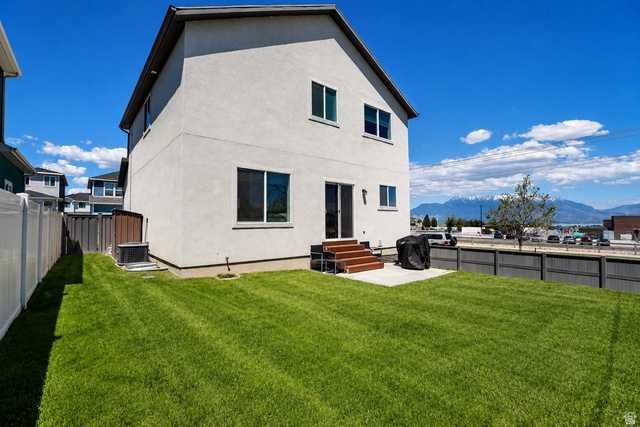 7194 North Brook Ridge Eagle Mountain, UT 84005 - Photo 16 of 21