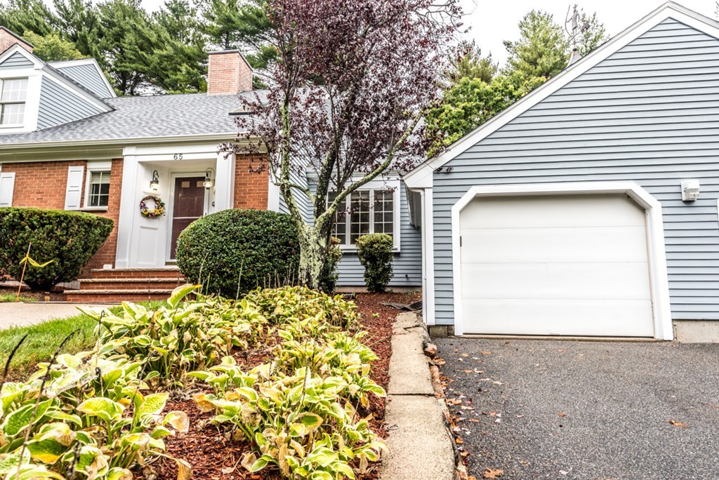65 Fuller Pond Road, Unit 65 Middleton, MA 01949 - Photo 1 of 25 Gallery Image 1