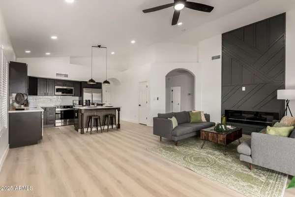 $571,000 | 786 South Catalina Street, Gilbert, AZ 85233