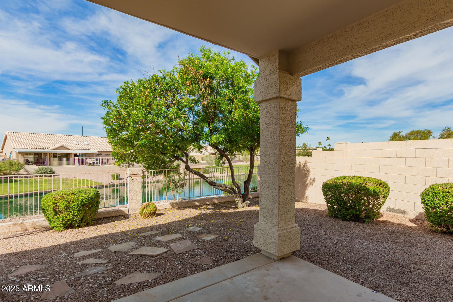 786 South Catalina Street Gilbert, AZ 85233 - Photo 28 of 34 a view of a garden with pathway