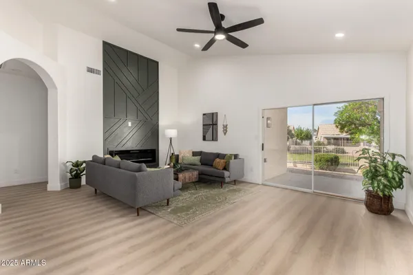 $571,000 | 786 South Catalina Street, Gilbert, AZ 85233