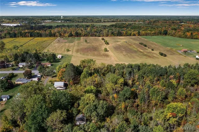 $349,900 | 5719 Crittenden Road, Newstead, NY 14001