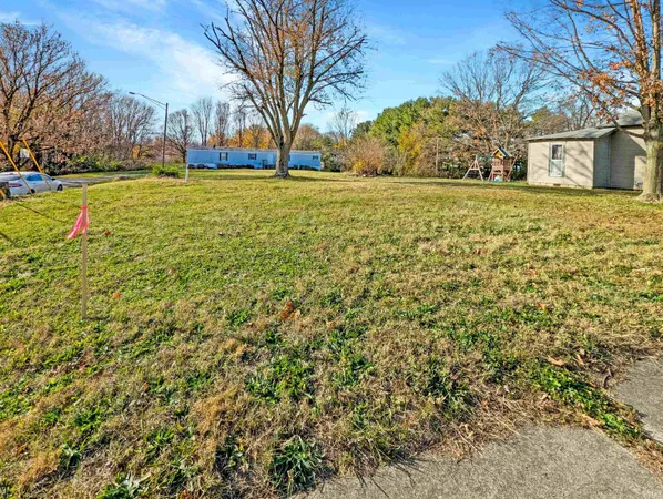 $20,000 | 102 South Main, Michigantown, IN 46057