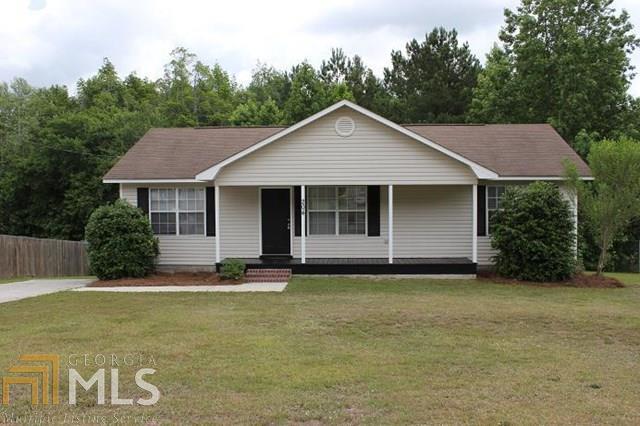 204 Deer Road Springfield, GA 31329 - Photo 1 of 1 a view of a house with garden and yard