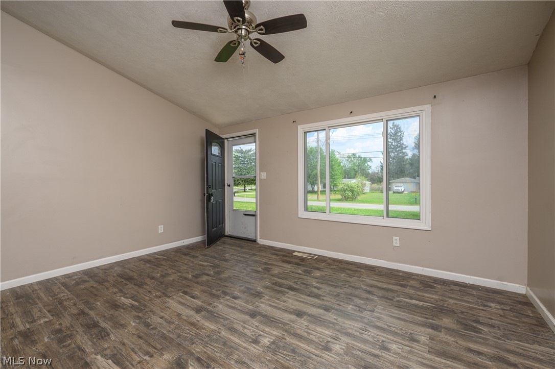2889 Polly Road Ravenna, OH 44266 - Photo 5 of 18