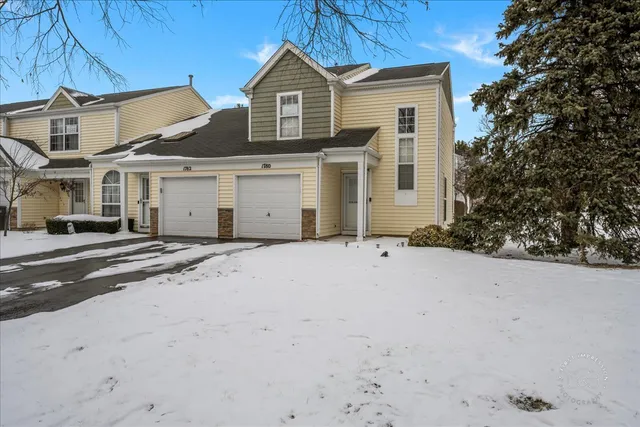$265,000 | 1780 College Green Drive, Elgin, IL 60123