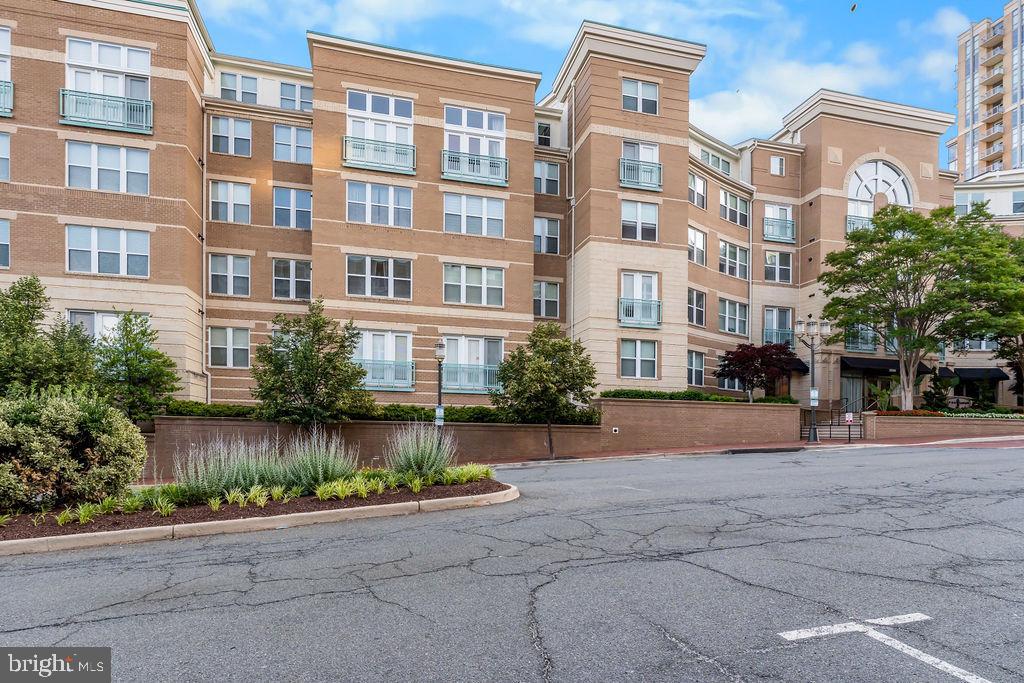 12000 Market Street, Unit 210 Reston, VA 20190 - Photo 37 of 69
