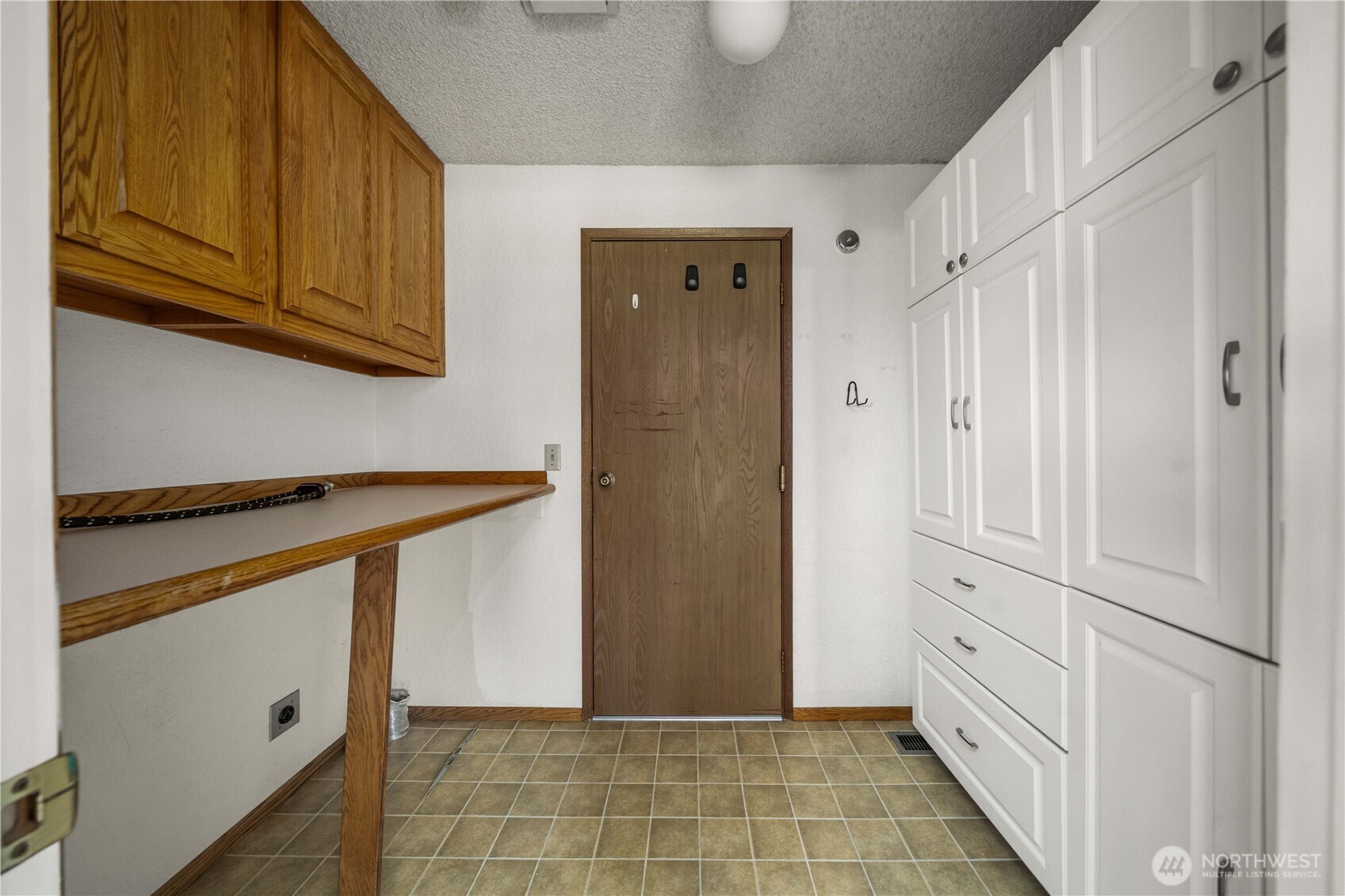 3316 Southwest 335th Street Federal Way, WA 98023 - Photo 19 of 38