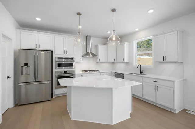 $589,700 | 8704 Periwinkle Boulevard, Woodbury, MN 55129