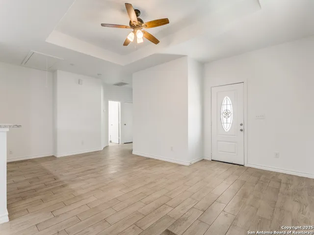 $245,000 | 862 West Southcross Boulevard, San Antonio, TX 78211
