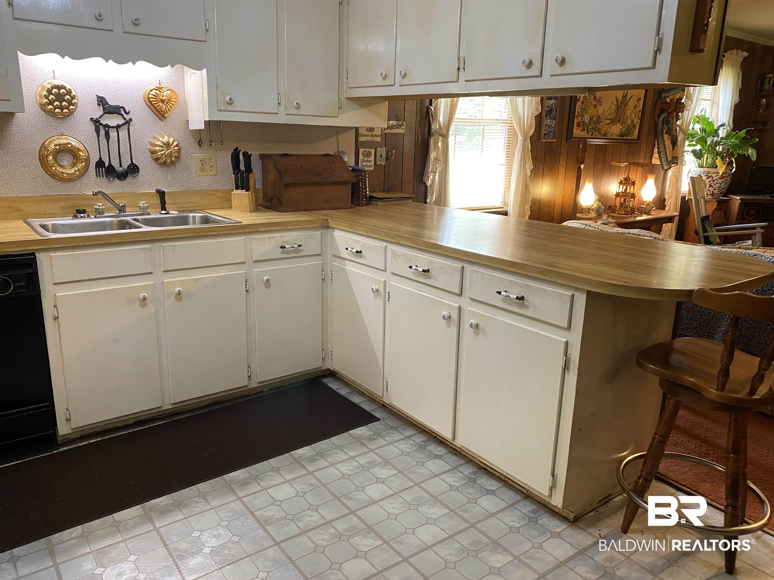 270 Dawkins Road Brewton, AL 36426 - Photo 3 of 25 Kitchen