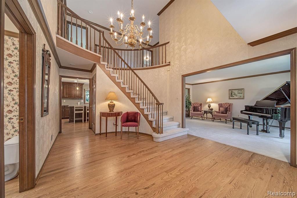 2898 Current Drive Rochester Hills, MI 48309 - Photo 5 of 47