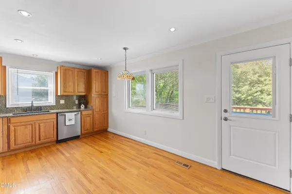 $395,000 | 718 South Hughes Street, Apex, NC 27502