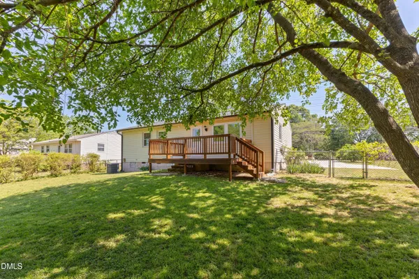 $395,000 | 718 South Hughes Street, Apex, NC 27502