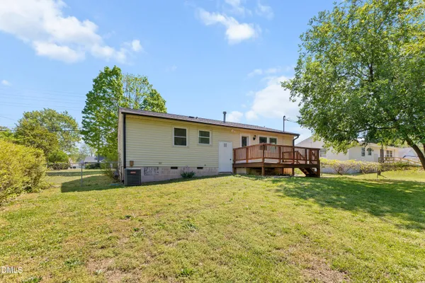 $395,000 | 718 South Hughes Street, Apex, NC 27502