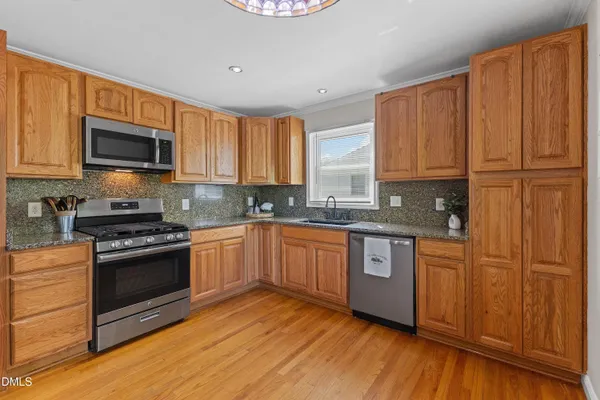 $395,000 | 718 South Hughes Street, Apex, NC 27502