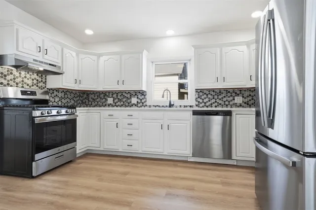 $175,000 | 1006 South East Street, Bloomington, IL 61701