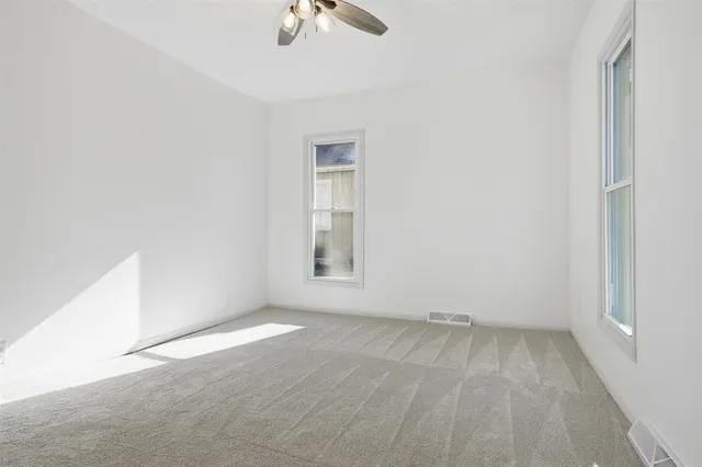 $175,000 | 1006 South East Street, Bloomington, IL 61701