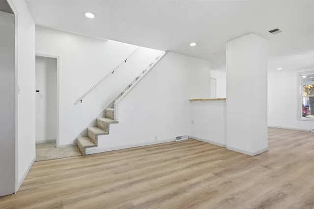 $175,000 | 1006 South East Street, Bloomington, IL 61701