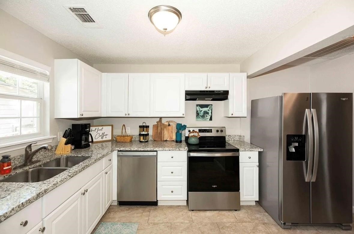 1407 East 35th Street Houston, TX 77022 - Photo 11 of 25