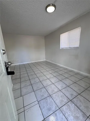 $1,500 | 2150 Madison Street, Unit 20, Hollywood, FL 33020