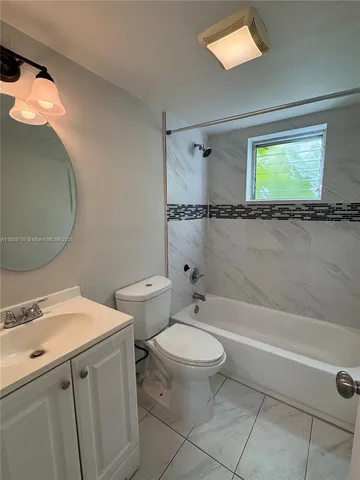 $1,500 | 2150 Madison Street, Unit 20, Hollywood, FL 33020