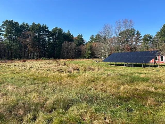 a house view with a outdoor space