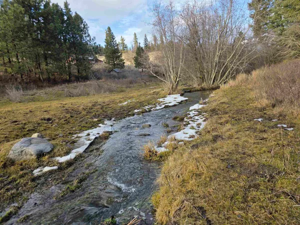 $289,000 | 2477 Cedonia-Addy Road, Addy, WA 99101