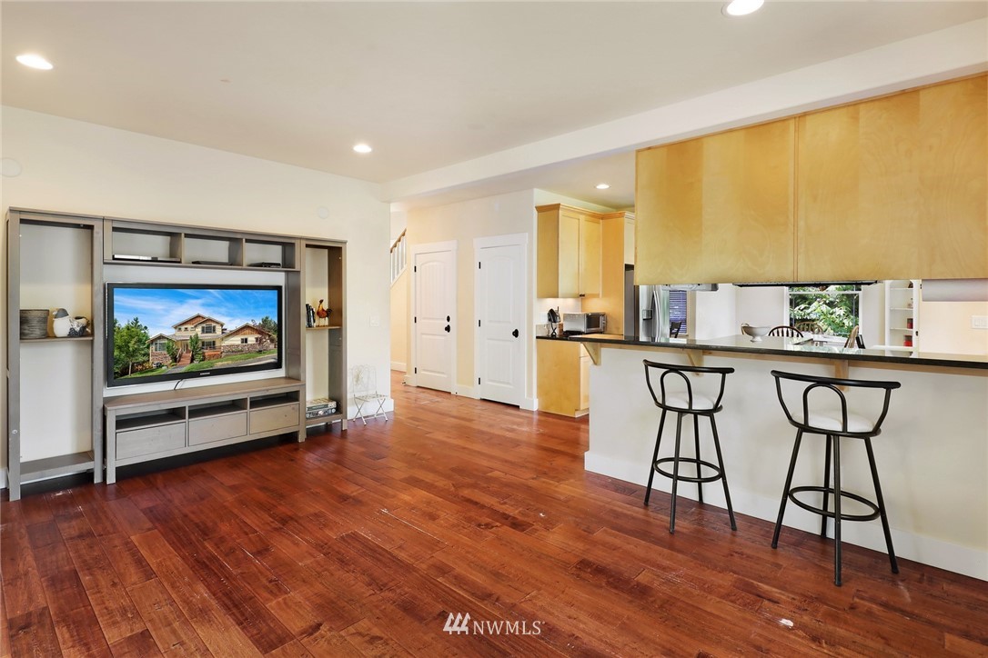 1201 Geneva Hills Road Bellingham, WA 98229 - Photo 11 of 40 Gallery Image 11