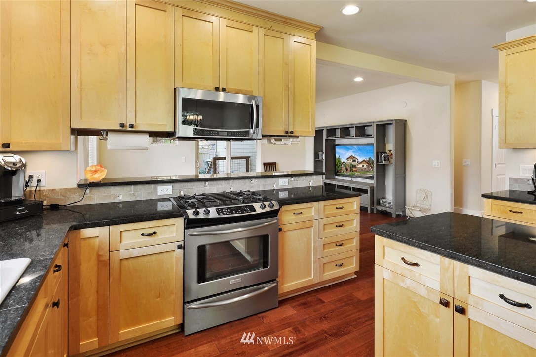 1201 Geneva Hills Road Bellingham, WA 98229 - Photo 8 of 40 Gallery Image 8