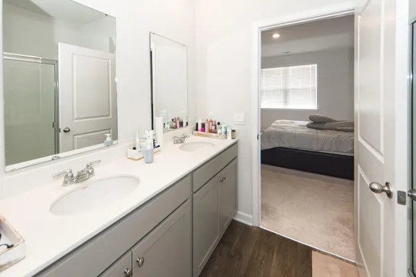 $2,400 | 493 Cedarview Road, Summerville, SC 29486