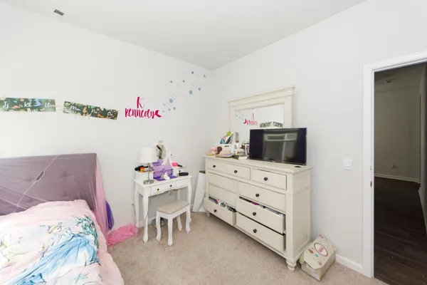 $2,400 | 493 Cedarview Road, Summerville, SC 29486