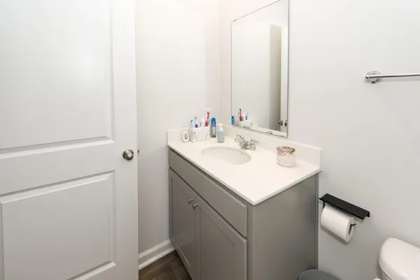 $2,400 | 493 Cedarview Road, Summerville, SC 29486