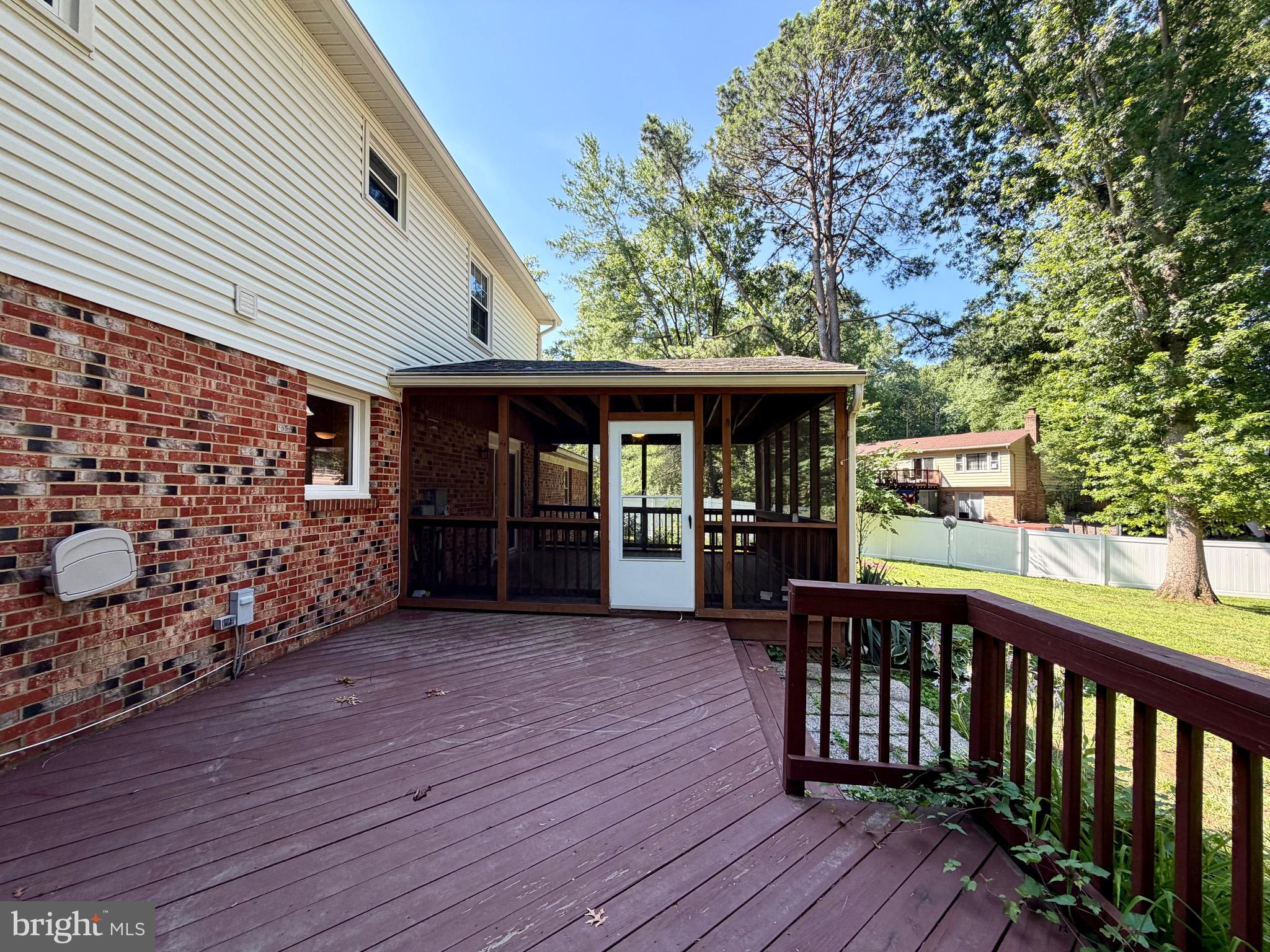 7216 Reservation Drive Springfield, VA 22153 - Photo 11 of 44